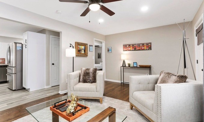 Lee's Summit House | Great for Families KingBeds|Arcade|Near DT LS