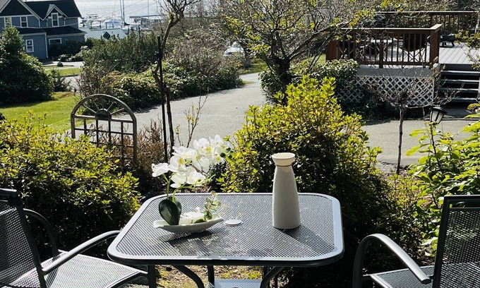 Gig Harbor House | Great Harbor View Entire 2Br & 2Ba Vacation/Getaway Unit