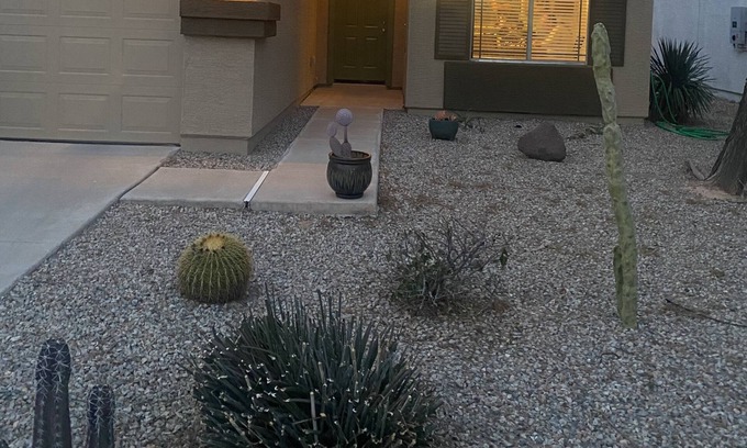 Coolidge House | Great home furnished close to a lot of attractions to see anywhere in a day