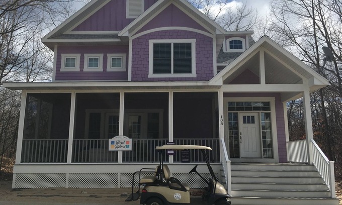 Michigan City House | Great home near the beach. Hot tub & golf cart. July 3-10th 2026 open.