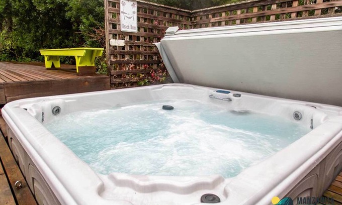 Manzanita House | Great Location, unique, close to town, hot tub, dog friendly!