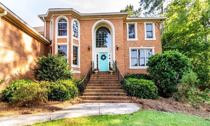 Evans House | Great Masters Rental. Very private! 15 minutes to Augusta National. With pool.