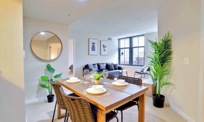 Aurora Highlands Apartment | Great Stay Near Pentagon City