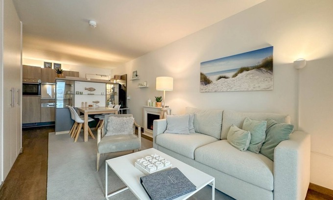 Wremen Apartment | Great vacation apartment with sauna, south-facing balcony, beach chair and beautiful