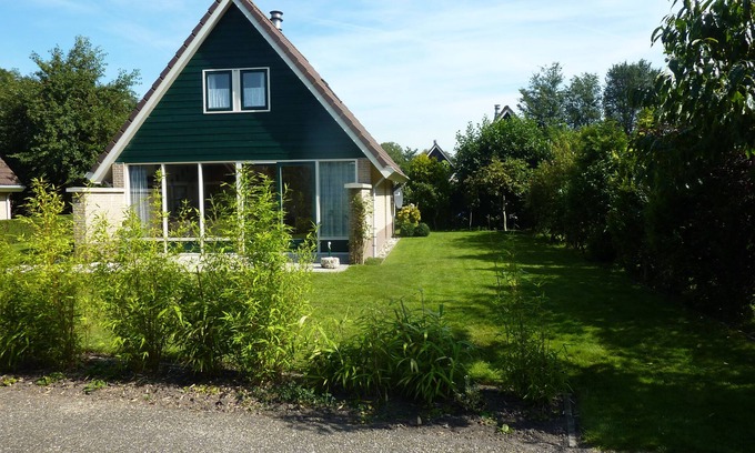 Sint Maarten House | Great vacation home in North Holland