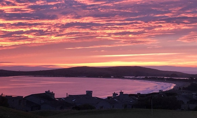 Bodega Bay House | Great Views-1/4 mile walk to beach/Hot tub/Backs to First Fairway on Gull Drive