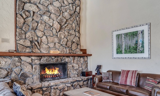 Snowmass Village House | Great Views! Minutes to Snowmass Village! Large Fire Pit. Plenty of Space!