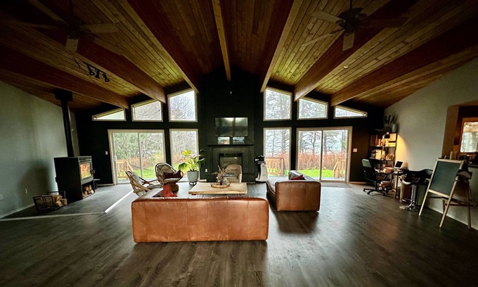Haida Gwaii Cabin | Green Coast Lodge