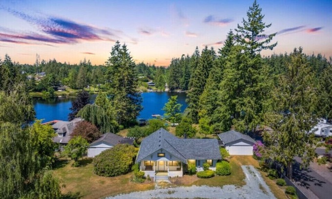 Warm Beach Other | Green Gables Lakehouse w/ private dock & lake access