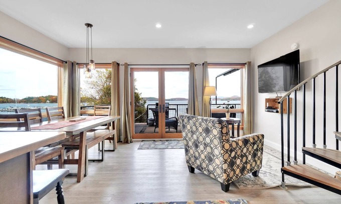Malletts Bay House | Green Mountain Vermont