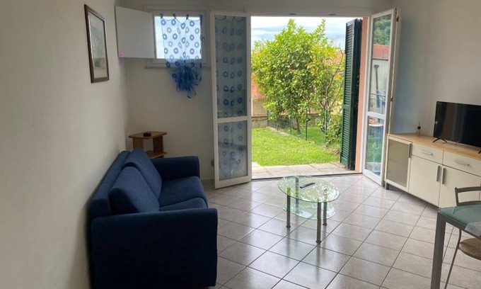 San Terenzo Apartment | Green Oasis 2