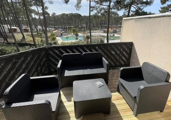 Biscarrosse Plage Apartment | Green Oasis