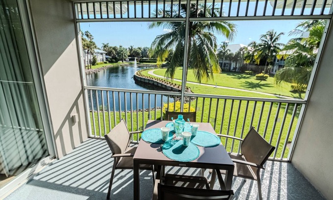 Naples Condo | Greenlinks/Lely Condo-2nd floor 200 bldg. with lake view, den w/TV/sleeper sofa & office/work space