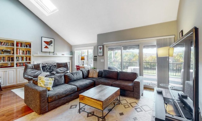 West Hartford House | Greensway Retreat