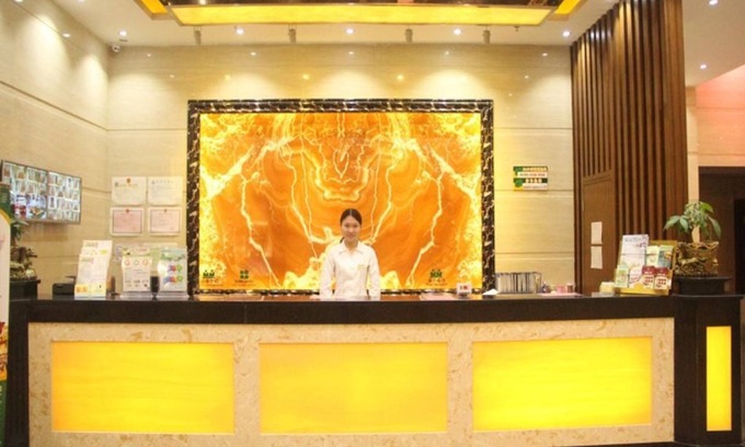 Panyu Hotel | GreenTree Inn Guangzhou Chimelong Paradise Yuangang Metro Station Hotel