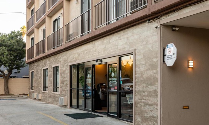 Alhambra Hotel | GreenTree Inn & Suites Los Angeles - Alhambra - Pasadena