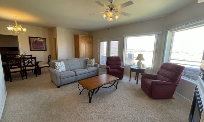 Mesquite Condo | Greenview Getaway by Mesquite Vacation Rentals at Wolf Creek Golf Course Condo with $510 in free daily activities