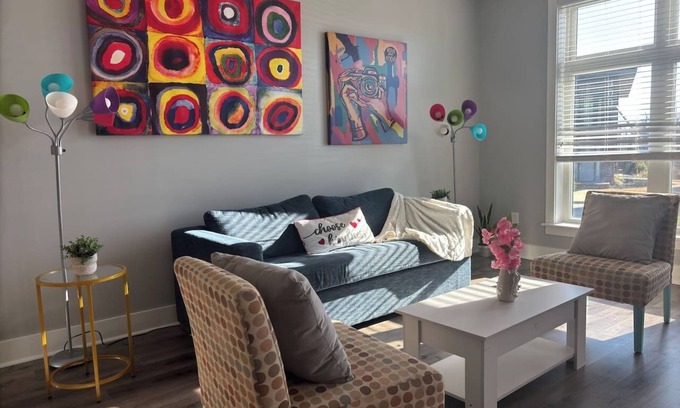 Dunean Apartment | Greenville Gem | Scenic Balcony Views & Free Parkg