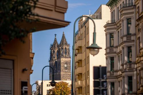 Hasselbachplatzviertel Apartment | Große Altstadtwohnung im Zentrum mit Balkon - Super Lage