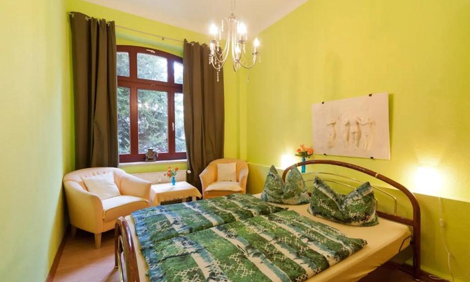 Loebtau Apartment | Große Ferienwohnung in Dresden-Löbtau