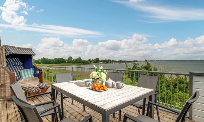 Olpenitz Apartment | Große Freiheit - 1. Reihe am Wasser, Sauna, Whirlwanne, E-ladesäule