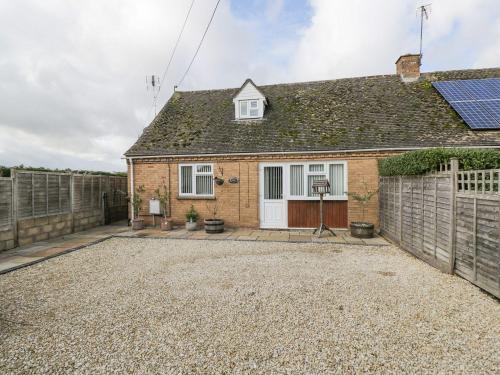 Milton-under-Wychwood House | Ground Floor Annex