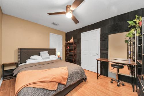 Barker House | Ground Floor Suite fast WiFi&TV
