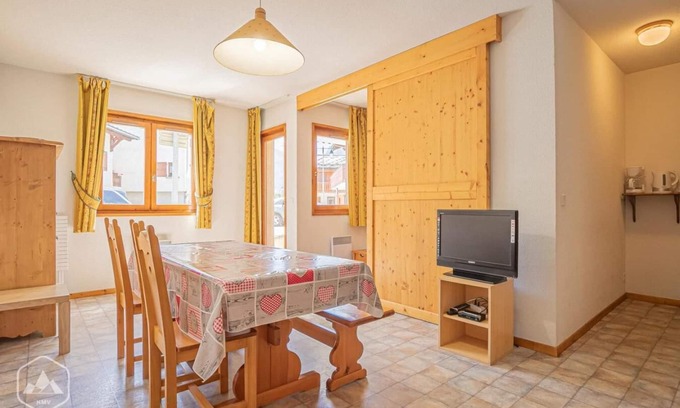 Aussois Apartment | Ground floor, view limited, terrace, tv, ski locker, 40m², Aussois