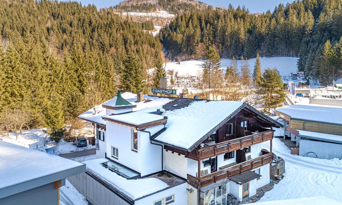 Itter House | Group house with beer garden near well-known ski resort