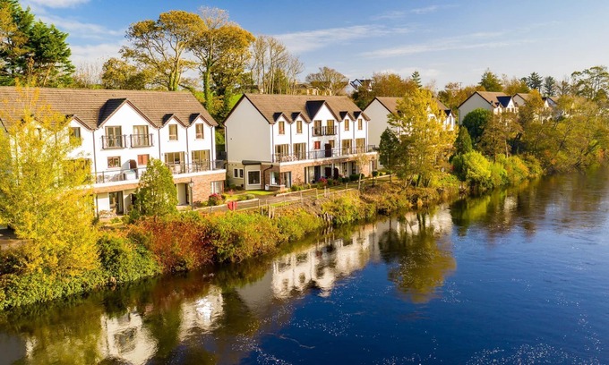 Killorglin House | Grove Lodge by Interhome