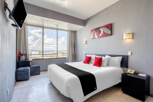Tonala Hotel | Guadalajara Express Tonala