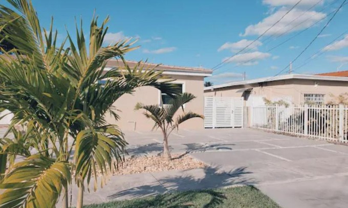 Flagami Apartment | Guayabita's House