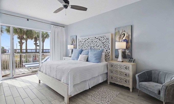 Avalon Beach Estates Condo | Guest Favorite| Gulf Front | Accommodates 12 | Beach Serv. I Pet Friendly|
