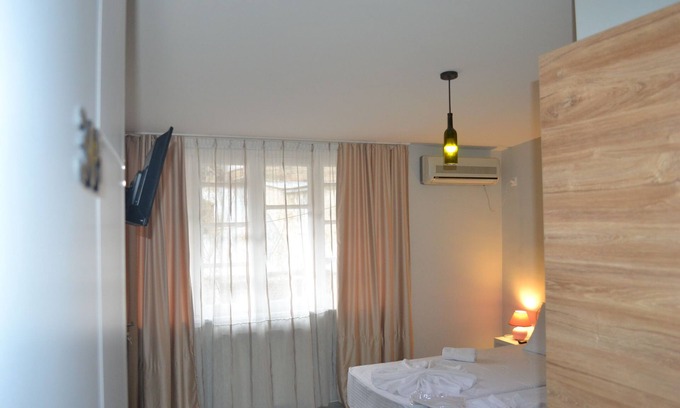 mtatsminda House | Guest House 36