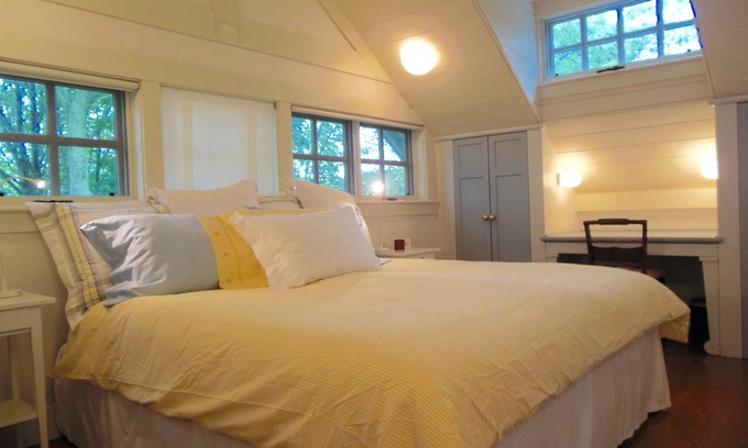 Vineyard Haven House | Guest House in Converted Barn