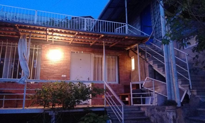 Vera House | Guest House Liana