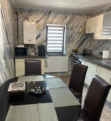 Tirgu Jiu Apartment | Guest house