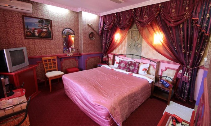 Tryavna House | Guest House Unika