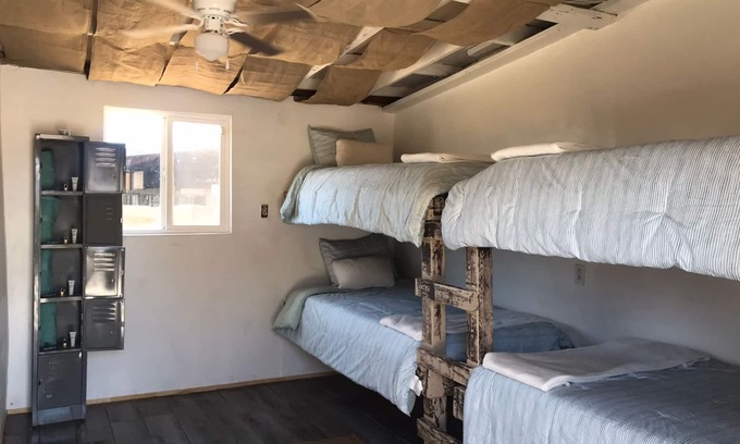 Quinta del Mar Cottage | Guest Room