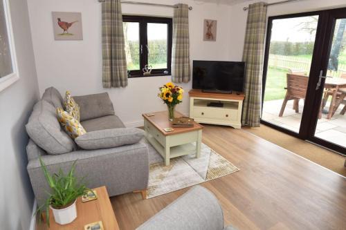 Stanton Drew Apartment | Guest Suite King Bed in Chew Valley Bath Somerset