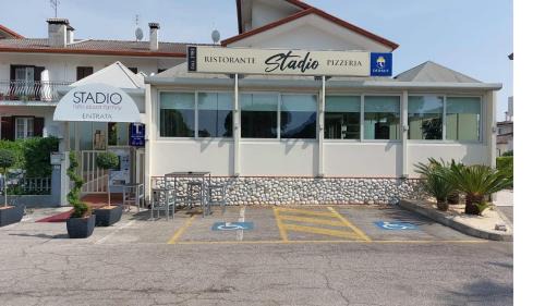 Lignano Pineta House | Guesthouse Stadio