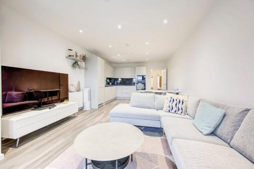 Hounslow Central Apartment | GuestReady - Cosmopolitan Living in Hounslow