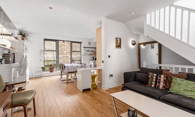 Dalston House | GuestReady - Friendly Central London Home