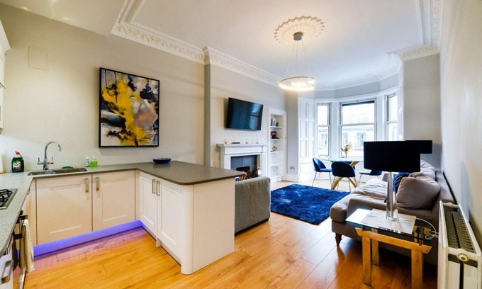 Leith Apartment | GuestReady - Lovely 2 Bed Flat in The City Centre