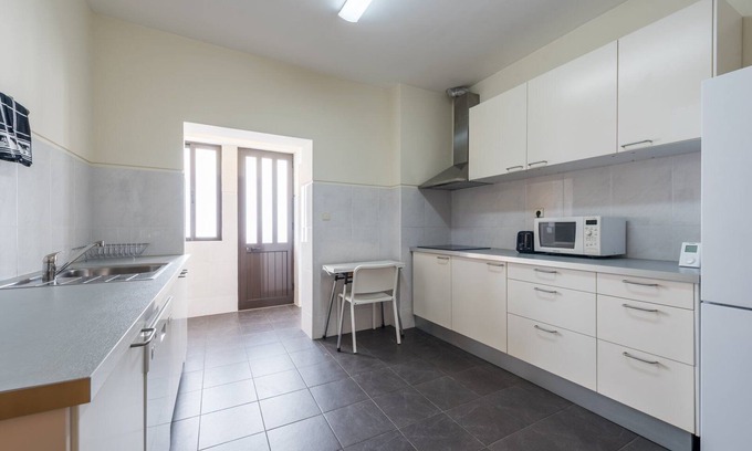 Cedofeita Apartment | GuestReady - Warm cocoa retreat in Cedofeita
