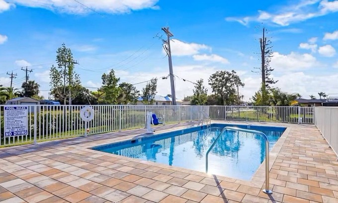Yacht Club Condo | Gulf Access with Boat Slip, Heated Saltwater Pool, Dog-Friendly - Bacino Vista #206 - Roelens