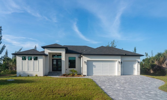 South Gulf Cove House | Gulf Cove Getaway: New! Spacious Family Pool Home