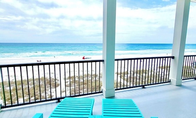 Laguna Beach Estates House | Gulf Front Getaway-Sleeps 12-On the Beach-Experienced, Heartfelt Host