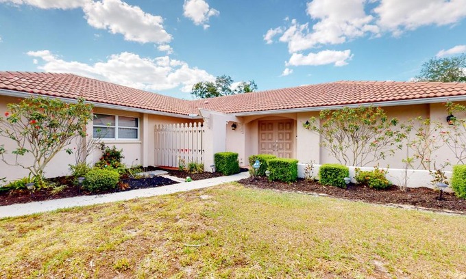 Gulf Gate Estates House | Gulf Gate Getaway