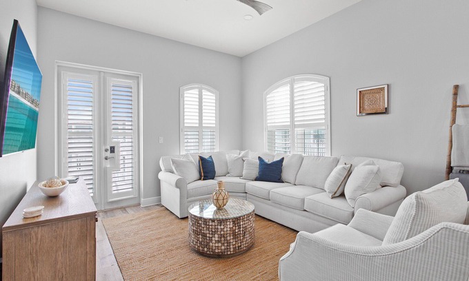 Gulf Place Condo | Gulf Place Residences 308 - Minute Walk to Private Beach, Heated Pool, Tennis!